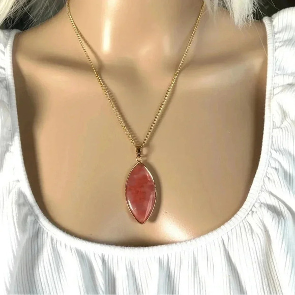Cherry Quartz Crystal Gemstone Gold Pendant Necklace Positive Energy Attraction - Picture 3 of 5